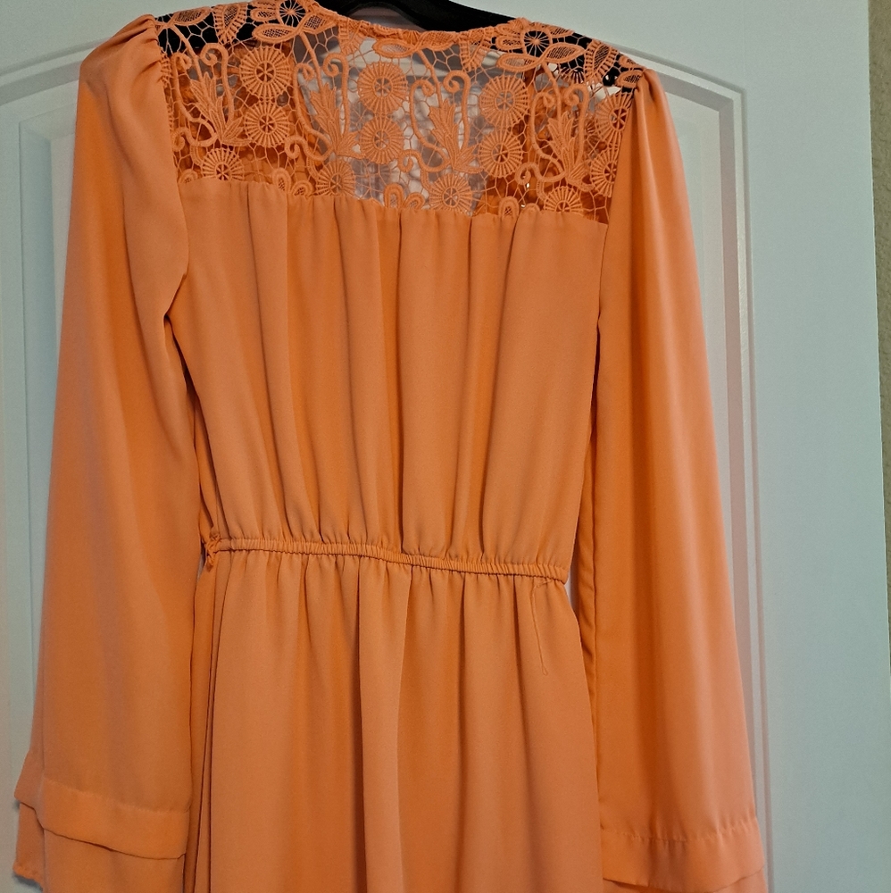 Dress - Picture 2 of 2
